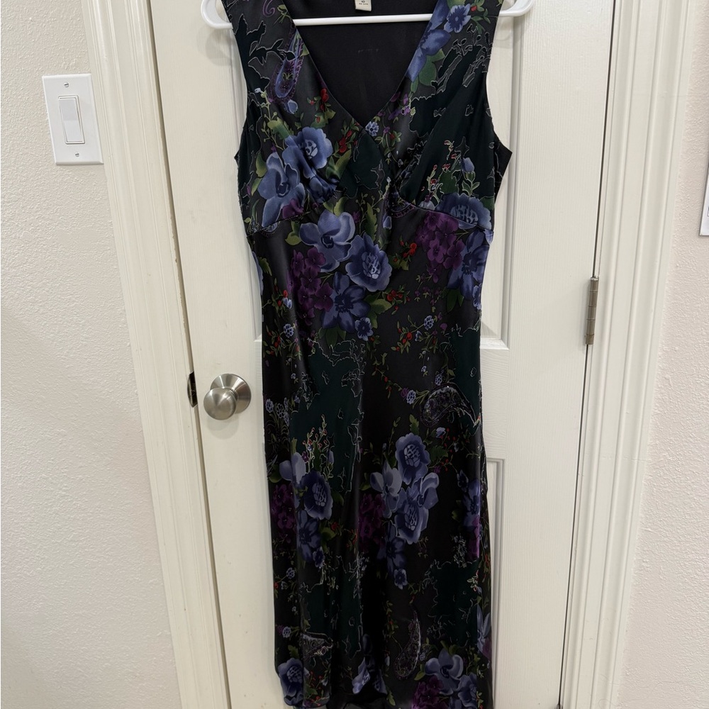 Valerie Stevens Women’s Classic Black Silk Blend Dress